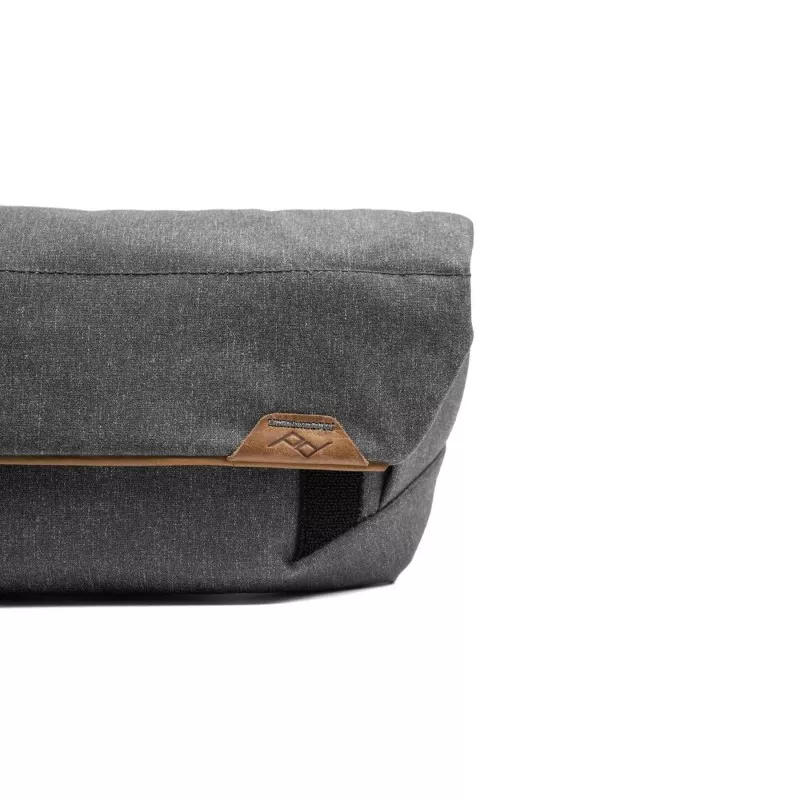 Peak Design Field Pouch Charcoal v2 - Grafitowy, z paskiem