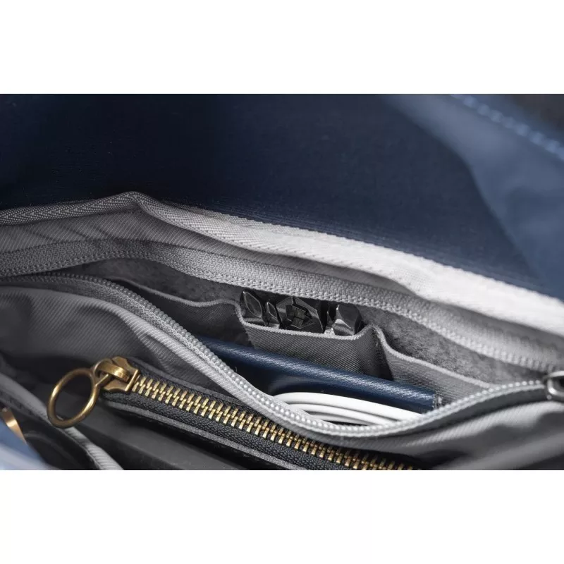 Peak Design Field Pouch Midnight v2 - Niebieski, z paskiem