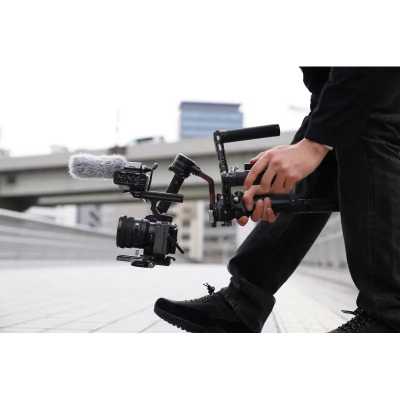 Obiektyw  Sony FE PZ 16-35mm f/4 G +   