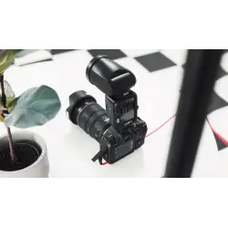 GlareOne Botis 80 - lampa błyskowa speedlite