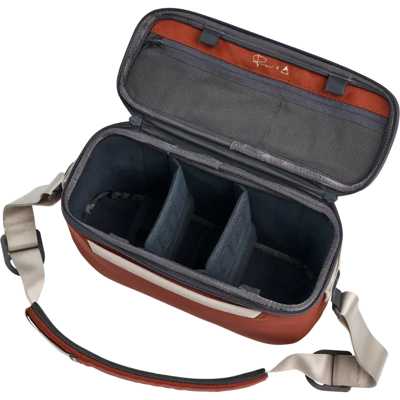 Gomatic Peter McKinnon Luma Camera Sling 12L, Rust