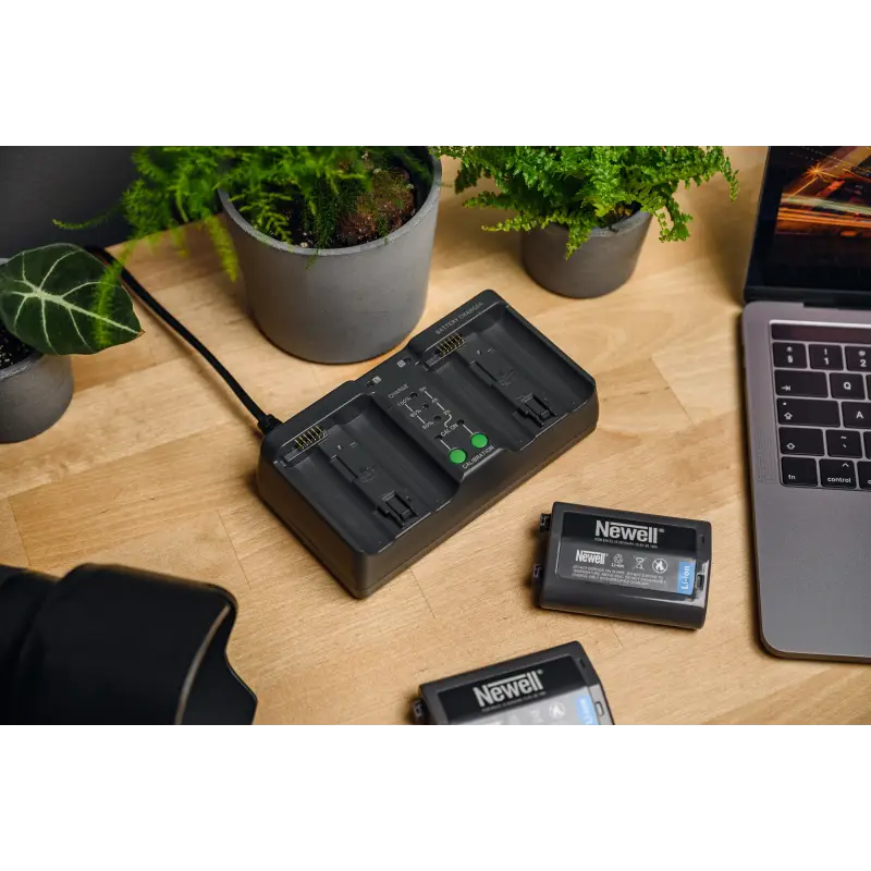 Ładowarka dwukanałowa Newell BC-18B do akumulatorów EN-EL18 do Nikon