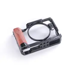 Używany aparat Sony RX100 VII (2941179-J), klatka SmallRig, oryginaly futerał, ładowarka, dodatkowy akumulator Sony