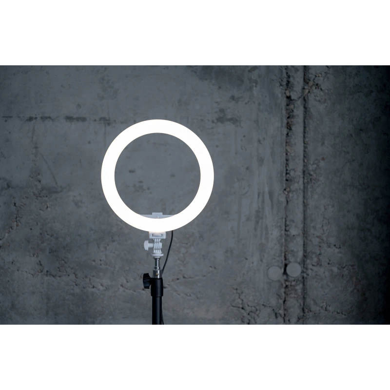 Lampa pierścieniowa LED Newell RL-10A Arctic White + statyw