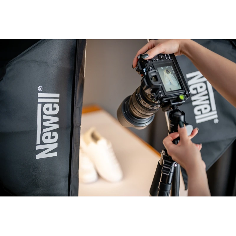 Zestaw oświetleniowy LED Newell Sparkle do fotografii produktowej