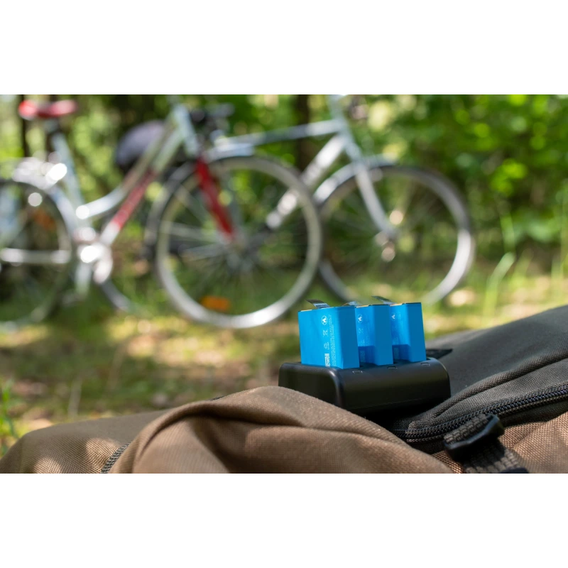 Ładowarka trójkanałowa Newell SDC-USB do akumulatorów AABAT-001 do GoPro