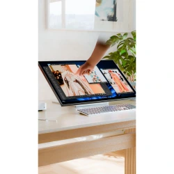 Alogic CLARITY Touch 32 UHD 6K Monitor 95W PD with Stand