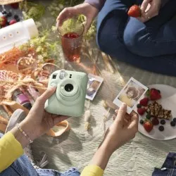 Fujifilm instax mini 12 mint-green