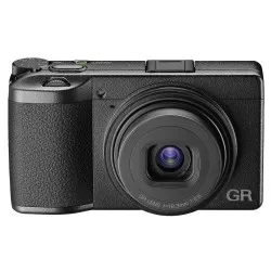 Ricoh GR III
