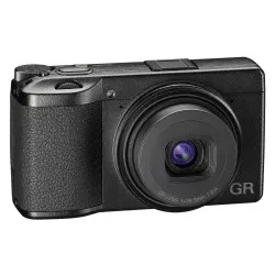 Ricoh GR III