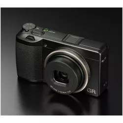 Ricoh GR III