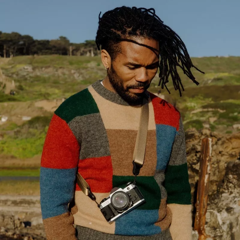 Pasek na szyję lub ramię SLIDE LITE COYOTE v3 do lekkich aparatów