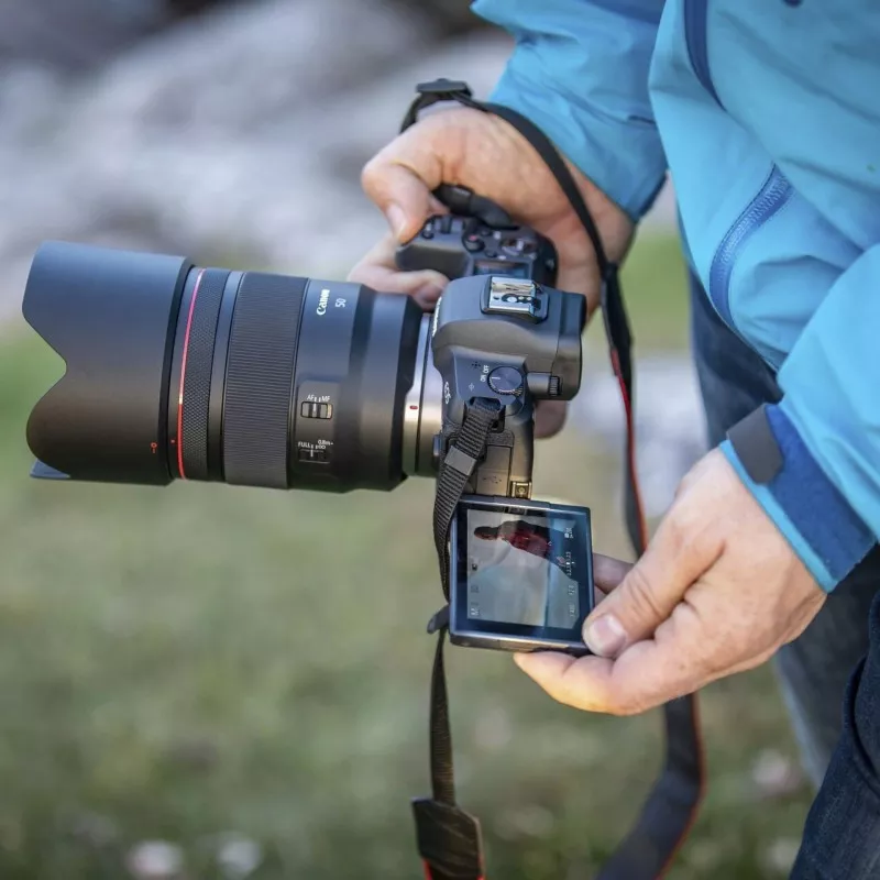 Canon ES-83 oslona przeciwsloneczna