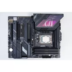 Crucial T705                 2TB PCIe Gen5 NVMe M.2 SSD