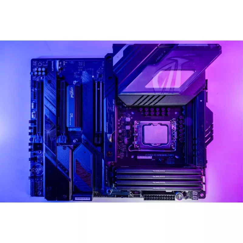 Crucial T705 with heatsink   2TB PCIe Gen5 NVMe M.2 SSD