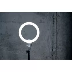 Lampa pierścieniowa LED Newell RL-10A Arctic White + statyw