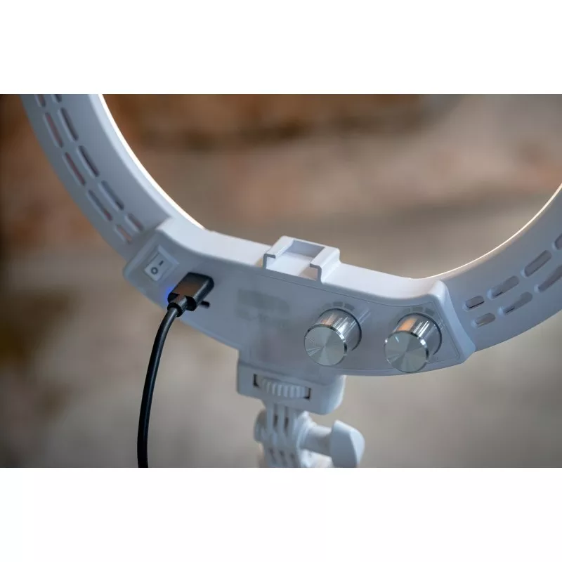 Lampa pierścieniowa LED Newell RL-10A Arctic White + statyw