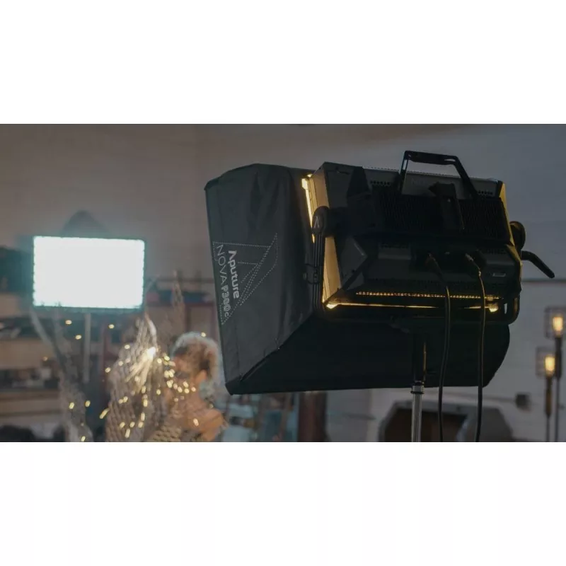Softbox Aputure Nova do lamp P300c