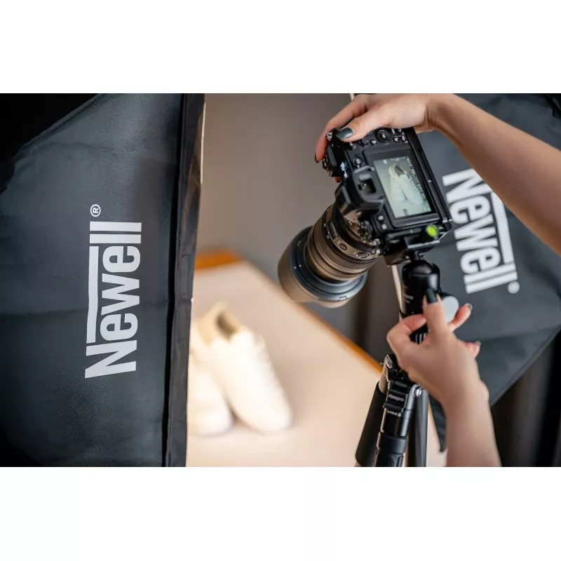 Zestaw oświetleniowy LED Newell Sparkle do fotografii produktowej