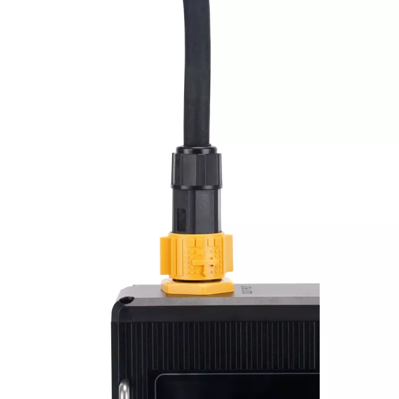 Lampa LED Amaran F22x - V-mount