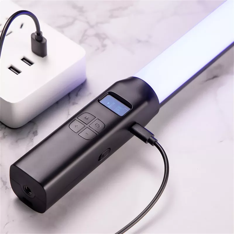 Lampa LED Ulanzi VL119 - RGB, WB (2500 K - 9000 K)