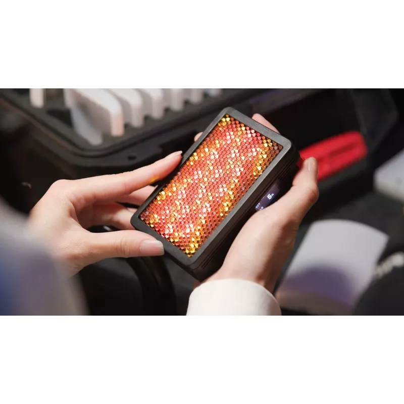 Lampa LED Aputure MC Pro