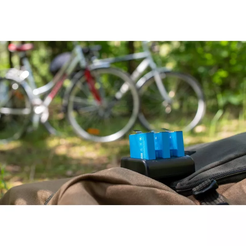 Ładowarka trójkanałowa Newell SDC-USB do akumulatorów AABAT-001 do GoPro