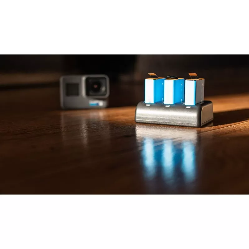 Ładowarka trójkanałowa Newell SDC-USB do akumulatorów AABAT-001 do GoPro