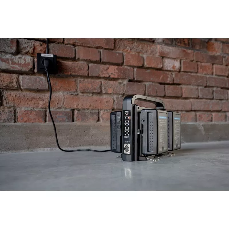 Ładowarka czterokanałowa Newell BP-4CH do akumulatorów V-mount