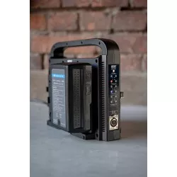 Ładowarka czterokanałowa Newell BP-4CH do akumulatorów V-mount