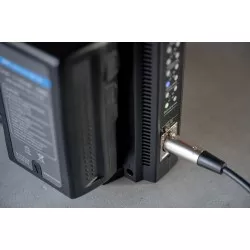 Ładowarka czterokanałowa Newell BP-4CH do akumulatorów V-mount