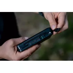 Ładowarka dwukanałowa Newell LCD z funkcją power banku i czytnikiem kart SD do akumulatorów LP-E6...