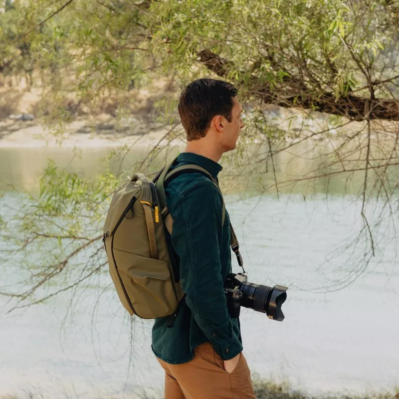 Plecak PEAK DESIGN  Everyday Backpack 20L v2 Kelp - oliwkowy