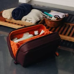 Kosmetyczka Travel Line Peak Design Wash Pouch Eclipse - fioletowa