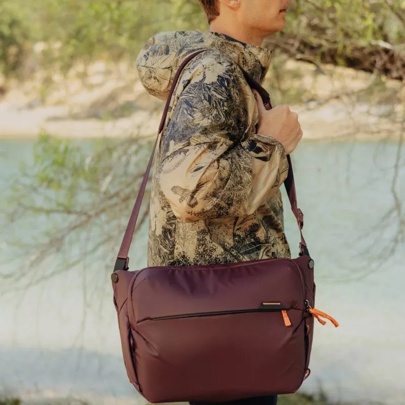 Torba PEAK DESIGN Everyday Sling 10L Eclipse - fioletowa