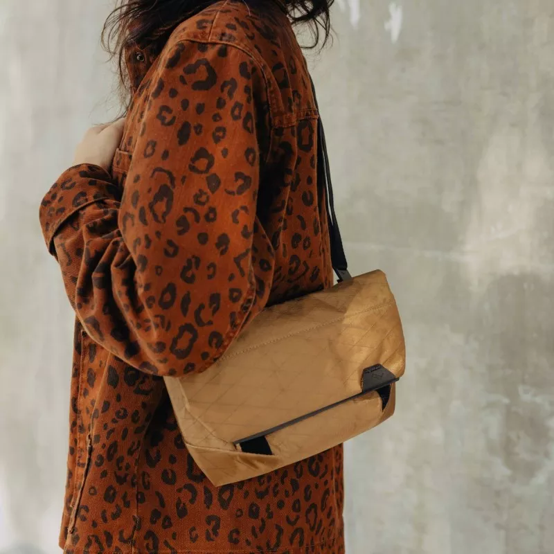 Peak Design Field Pouch Coyote v2 - z paskiem