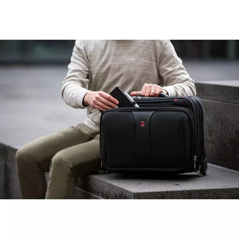 Wenger Patriot II Trolley na laptop 15,4 / 17  czarny