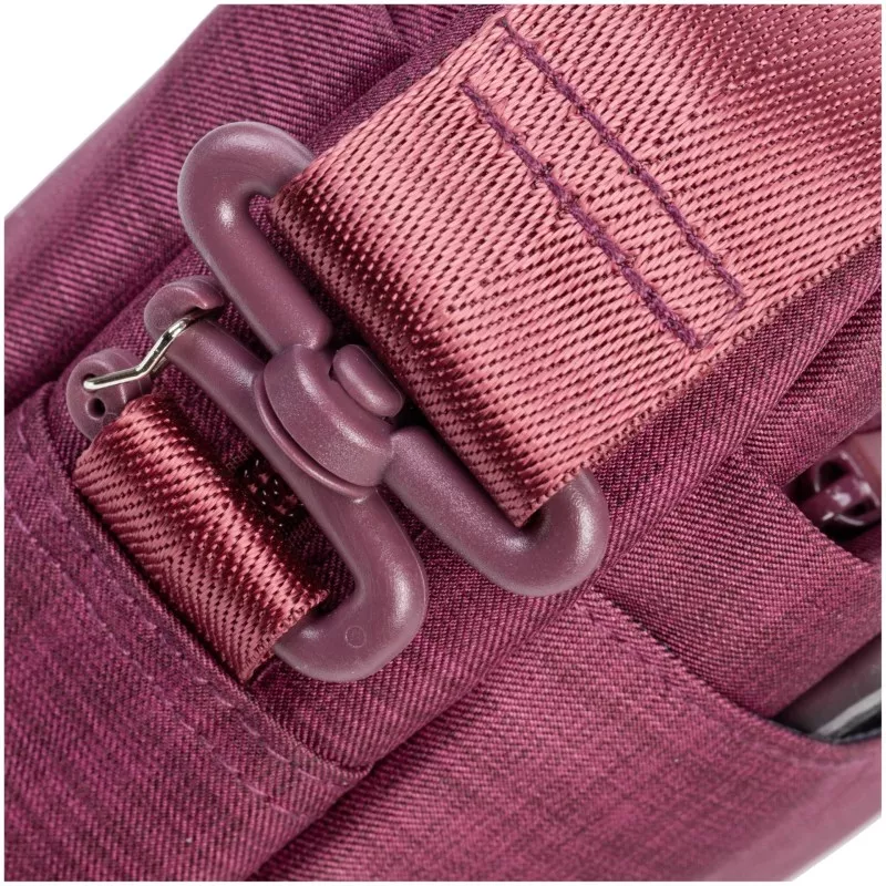 Rivacase 8335 Laptop Case  15.6 red