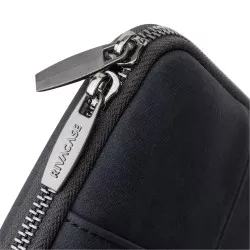 Rivacase 8903 Laptop Sleeve 13.3  black