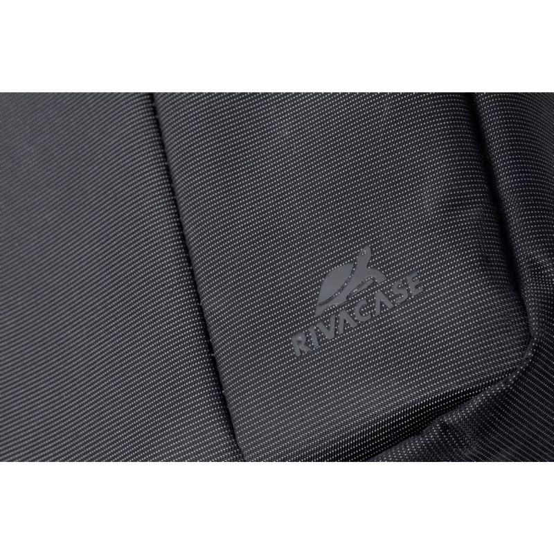 Rivacase 8257 Laptop Sleeve 17.3  black