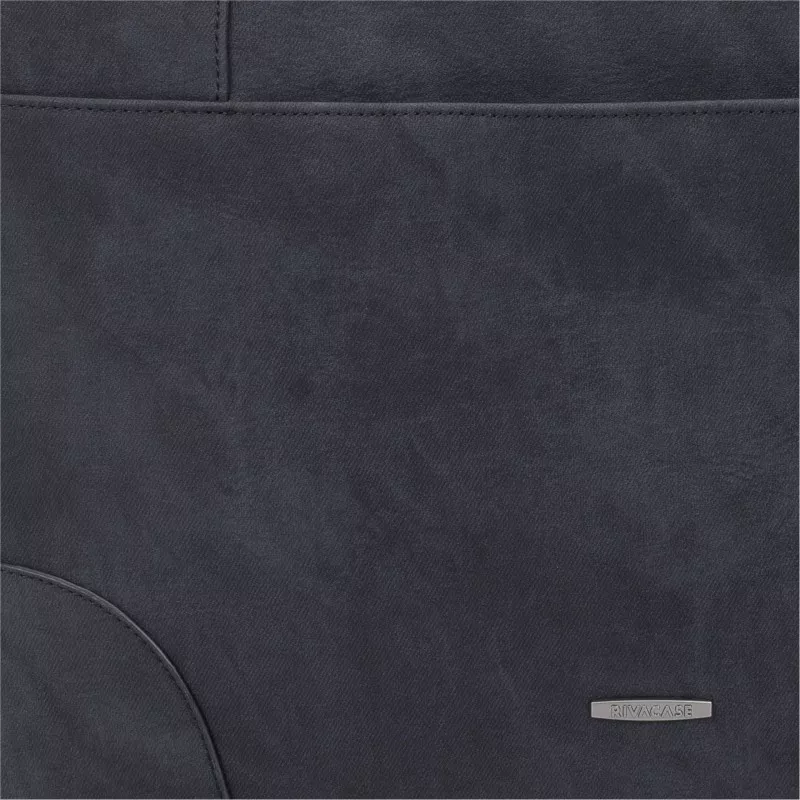 Rivacase 8905 Laptop Sleeve 15.6  black