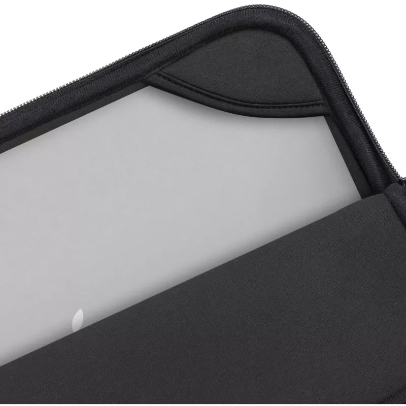 Rivacase 5126 Laptop Sleeve 14  black