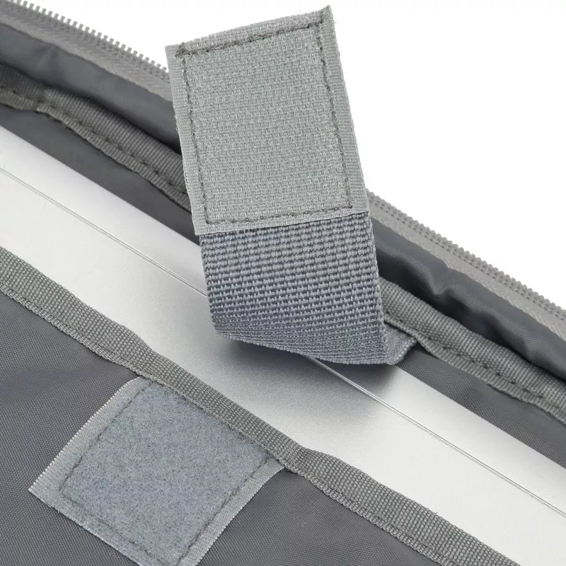 Rivacase 7532 Laptop Bag 15.6  grey/dark blue