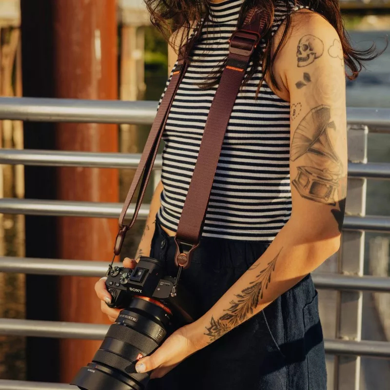 Pasek na szyję lub ramię SLIDE LITE Eclipse v3 - fioletowy