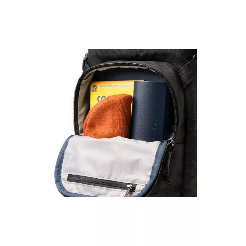 ThinkTank DarkLight 14L Black