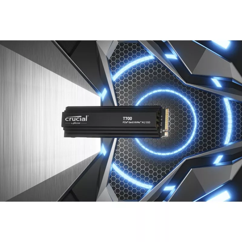 Crucial T700 with heatsink   2TB PCIe Gen5 NVMe M.2 SSD