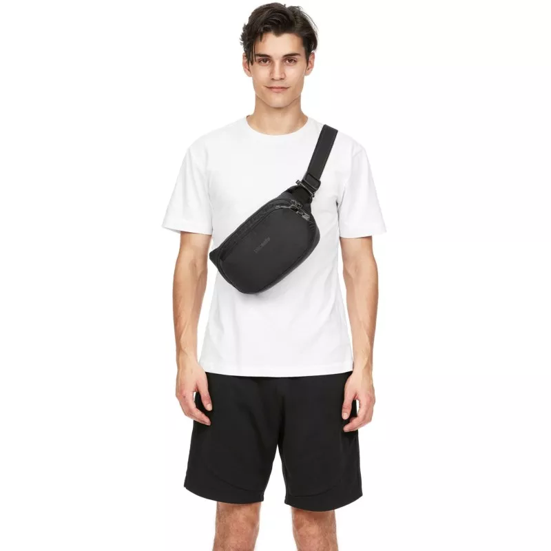 Pacsafe Vibe 100 hip pack jet black