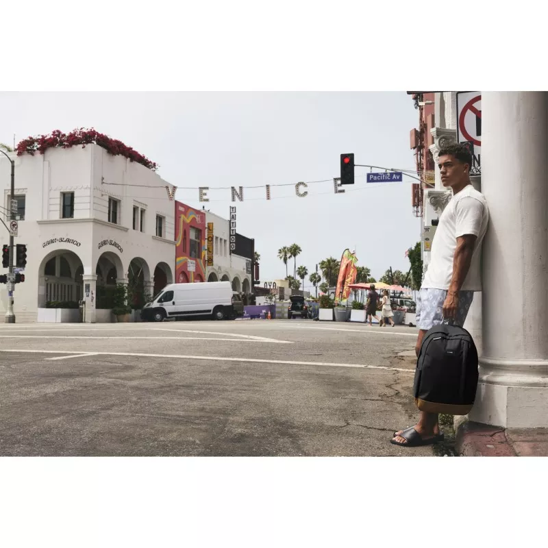 Pacsafe GO 25l plecak czarny