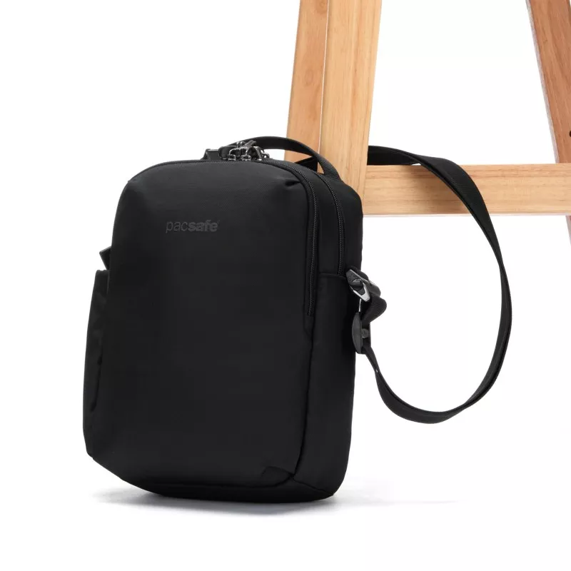 Pacsafe V Tour Crossbody schwarz