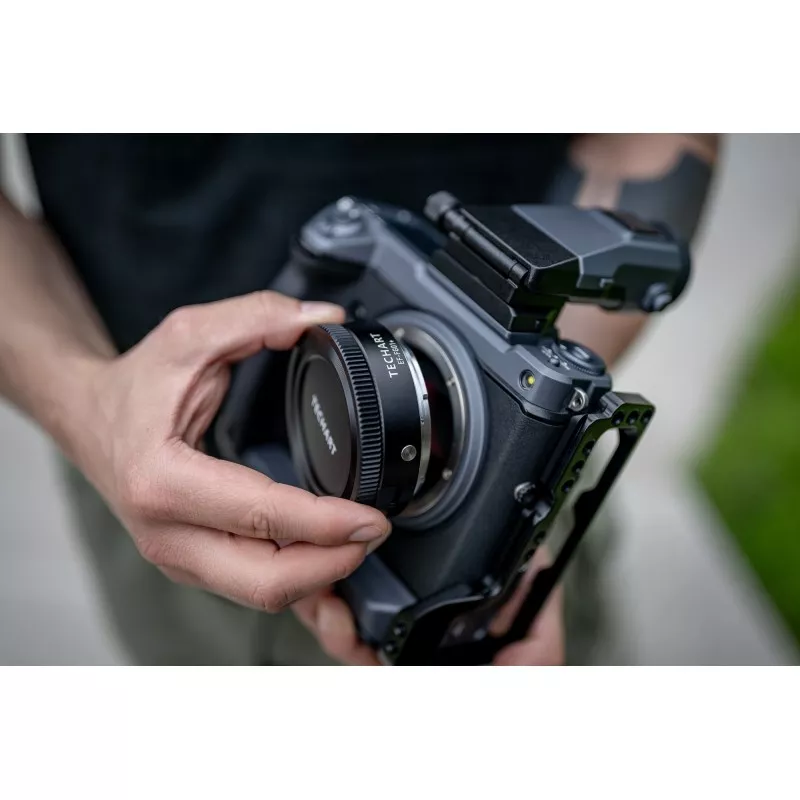 Adapter bagnetowy Techart EF-FG01+ - Canon EF / Fujifilm G